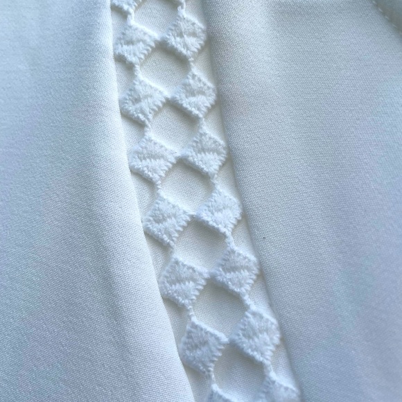 Elegant Blouse, Never Before Worn!!! - Picture 6 of 8